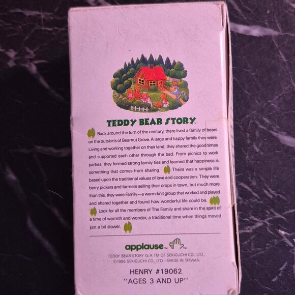 1986 Vintage. Henry from ,"The Teddy Bear Story". In Box. - Picture 2 of 4